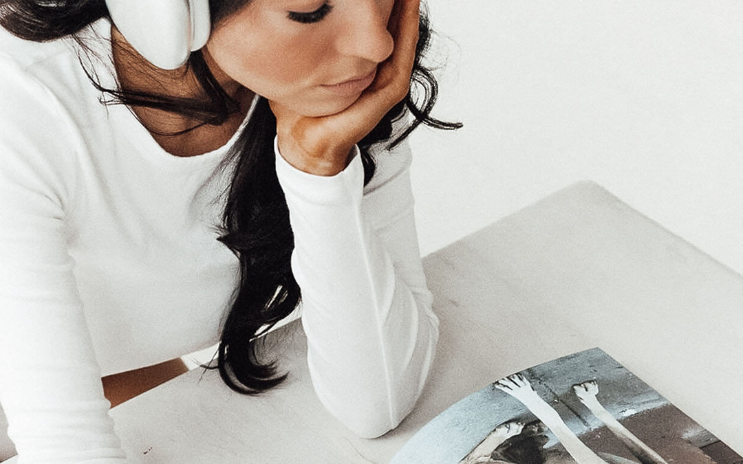 Kann KI ein Logo erstellen oder brauche ich einen Designer?